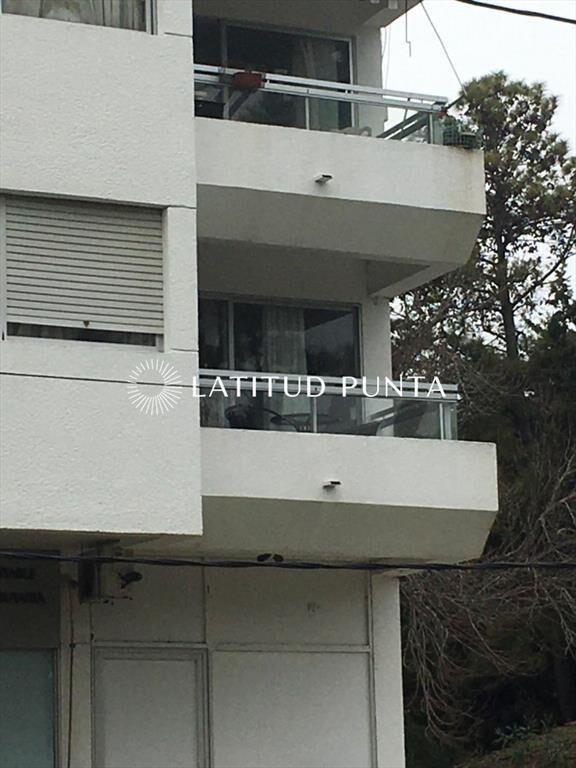 Roosevelt, apartamento de 2 dormitorios