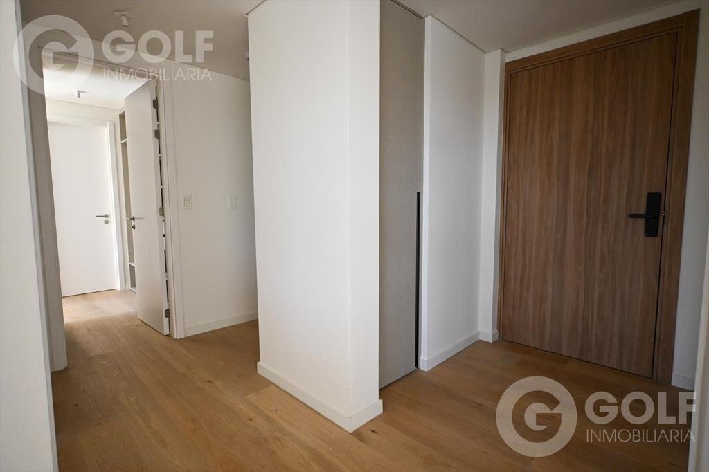 Alquiler de apartamento con 3 dormitorios y 2 cocheras simp