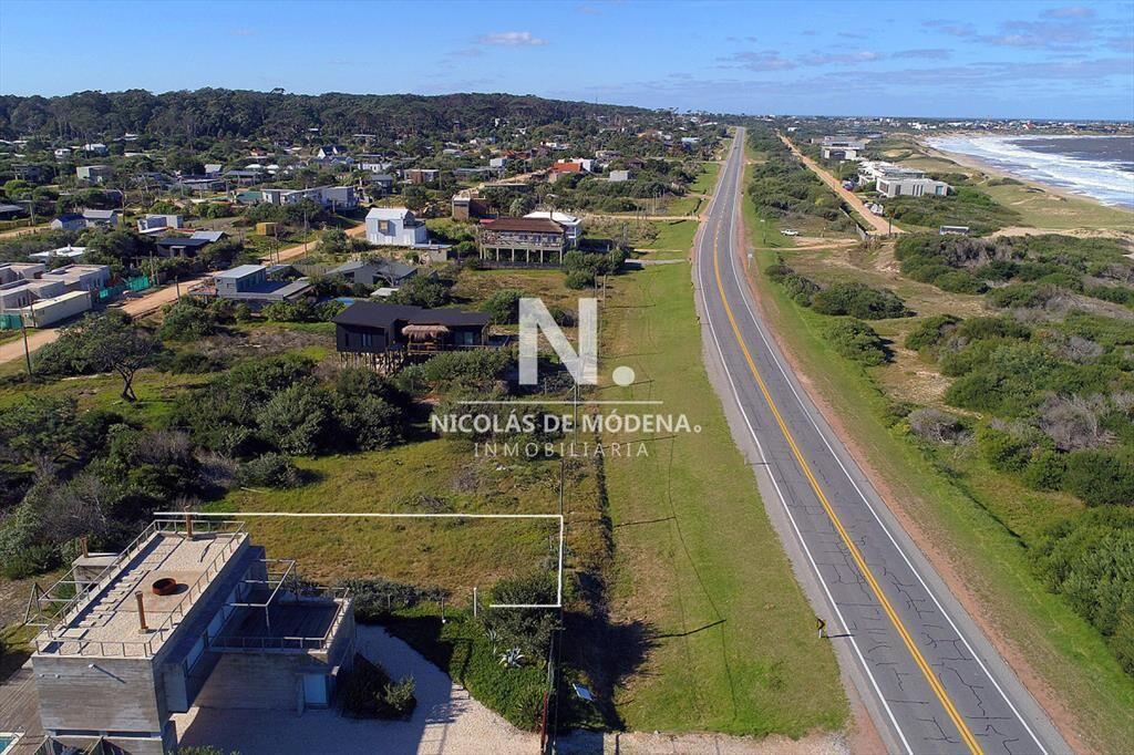 En venta lote de terreno de 457m2 en la Juanita