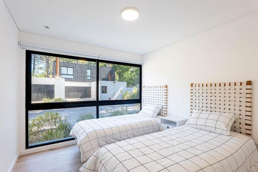 Se vende casa en complejo privado -Punta Ballena