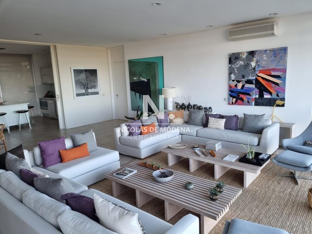 Hermoso Departamento en venta de 3 dormitorios al
