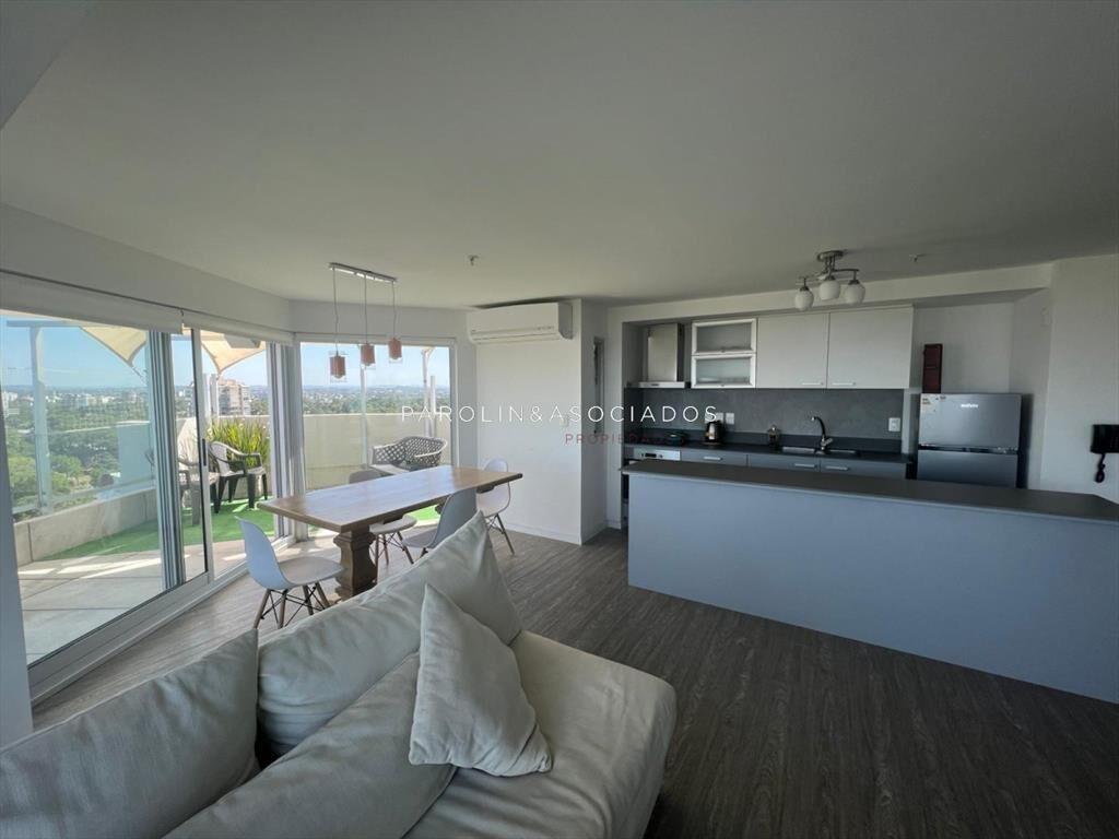 Apartamento en venta de 2 dormitorios en Punta