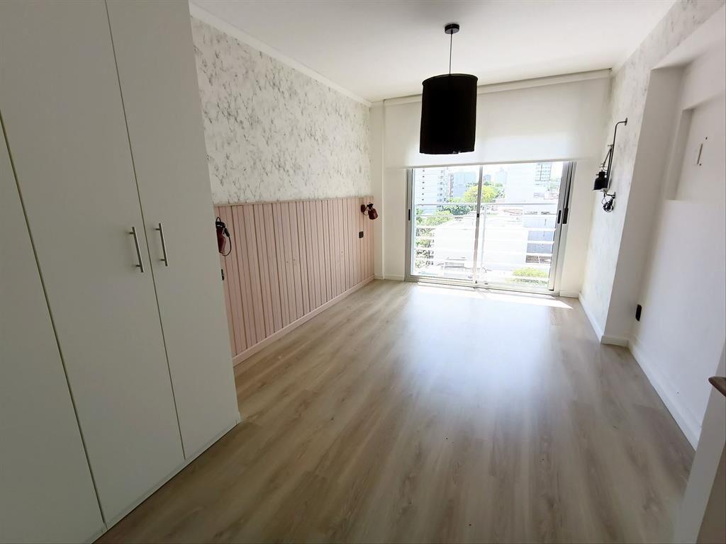 Venta Apartamento con Renta Pocitos 2 Dormitorios 2 Baños O