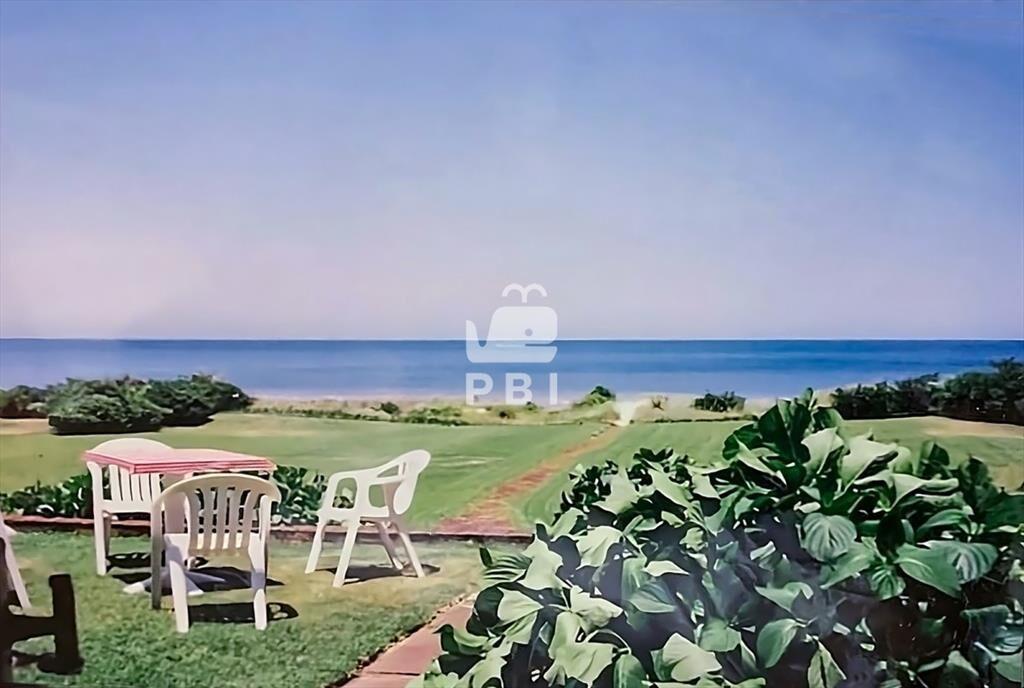 Casa en primera linea al mar - Ref : PBI2962