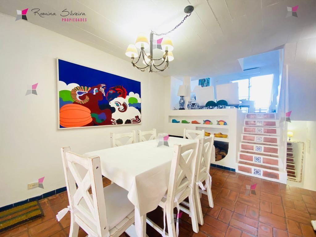 VENTA DE APARTAMENTO DE 3 DORMITORIOS EN LA BARRA PUNTA DEL