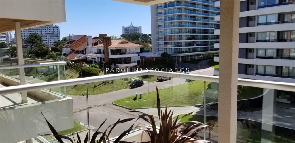 Apartamento en venta en Icon Tower, Punta del