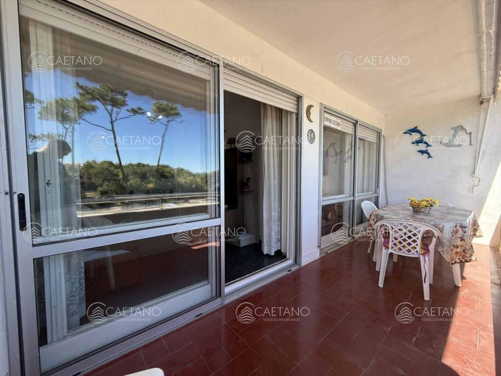 APTO FRENTE AL MAR