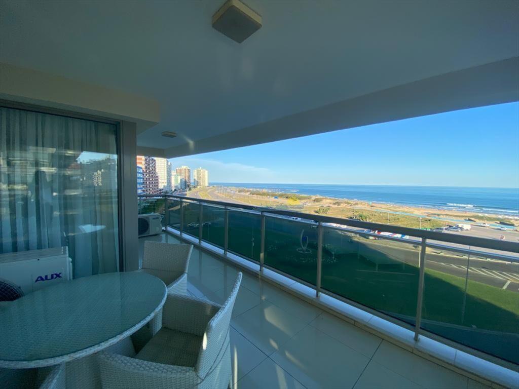 Apartamento en Venta de 3 dormitorios en Torre ,