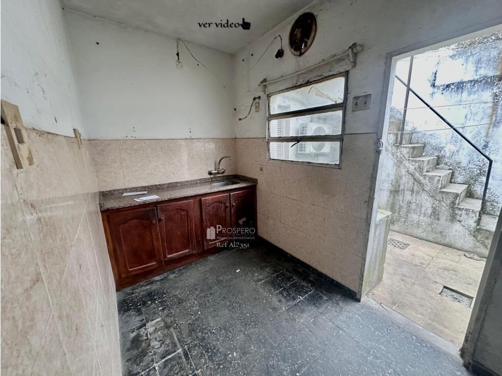 AL2351/1 venta casa ph 2 dorm reducto patio