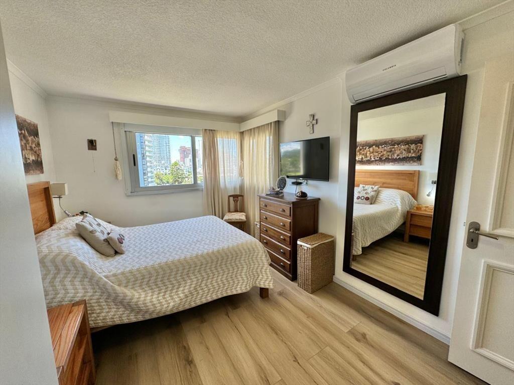 APARTAMENTO DE 3 DORMITORIOS EN ALQUILER TEMPORAL - PLAYA B