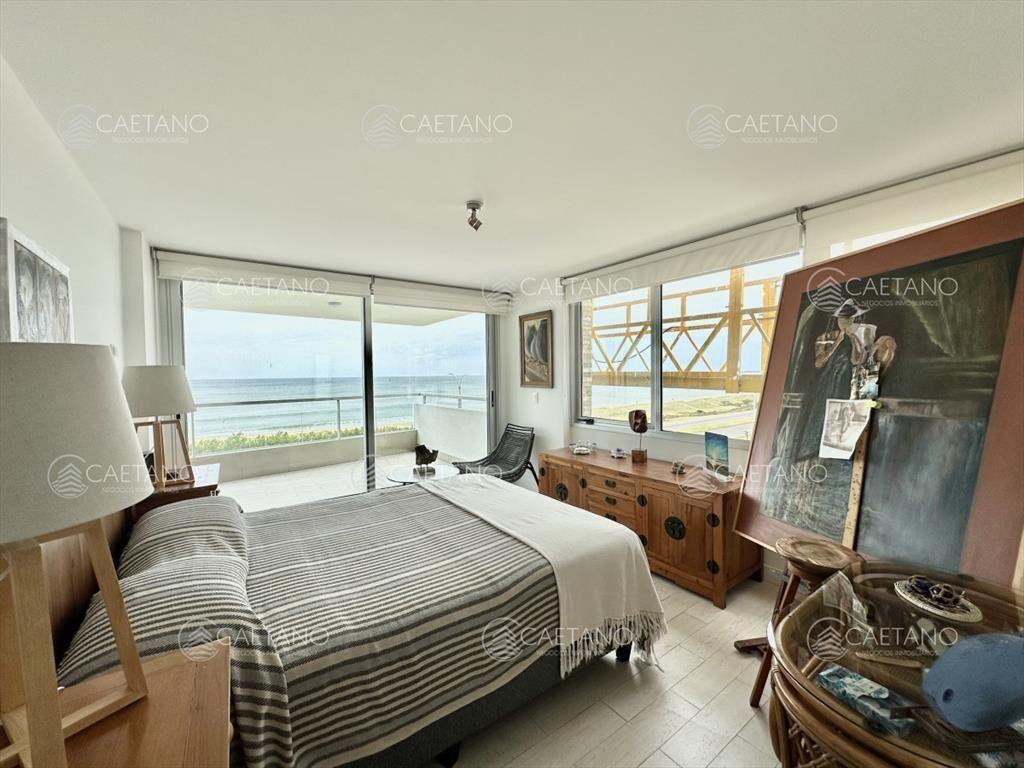 Venta Departamento Semi Piso - 5 Dormitorios + -