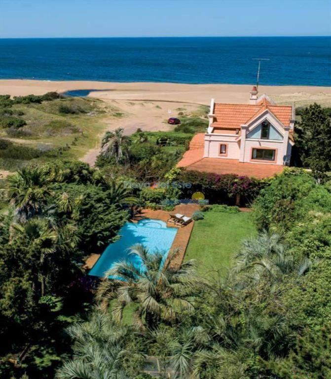 Casa en Venta en Punta ballena 5 dormitorios ,