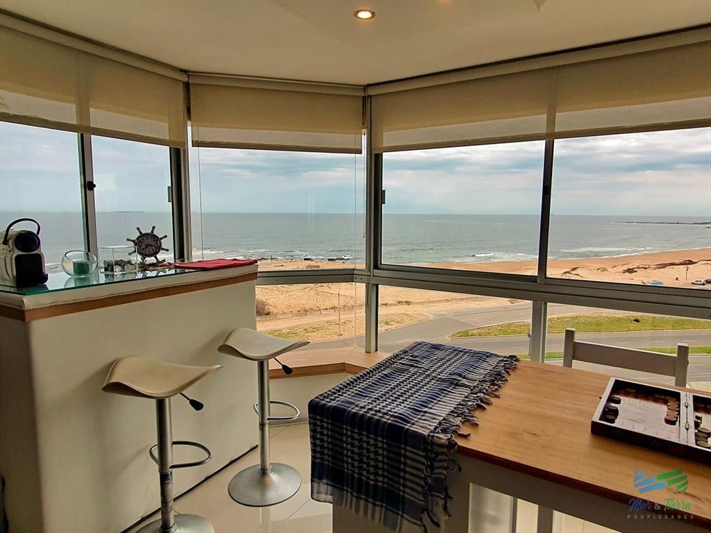Apartamento en Brava, 2 dormitorios *
