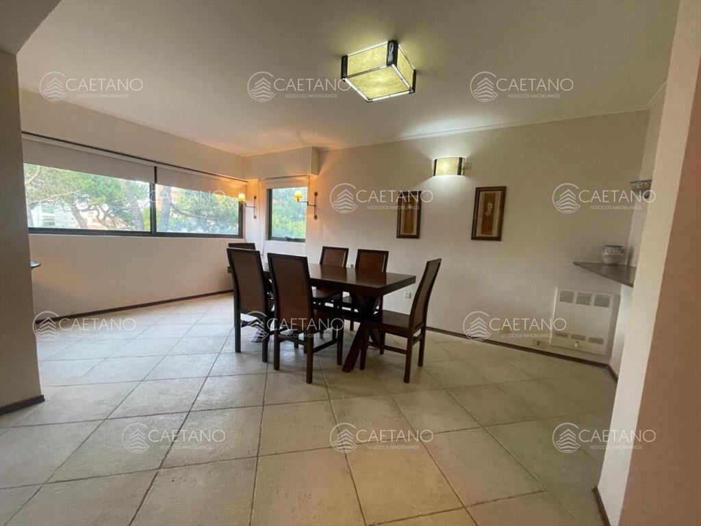 Venta apartamento 2 dormitorios. Aidy Grill, del