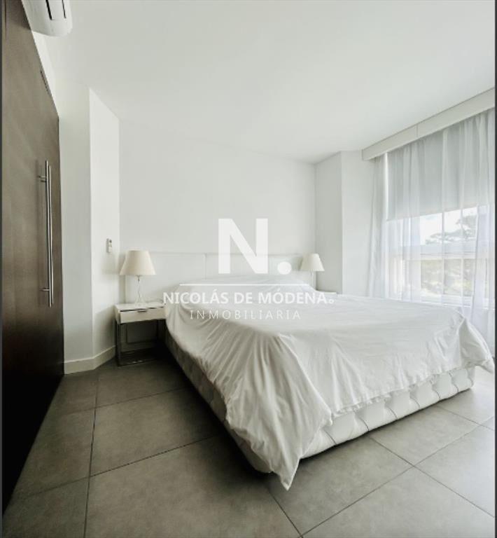 Apartamento en Venta de 2 dormitorios en Punta
