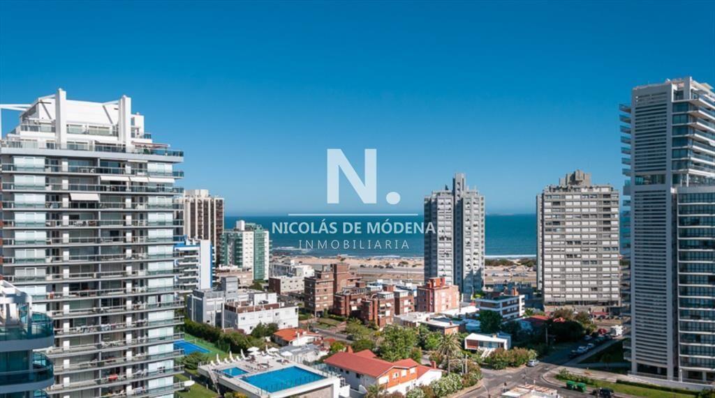 Departamento en venta en Artower de 1 y medio al