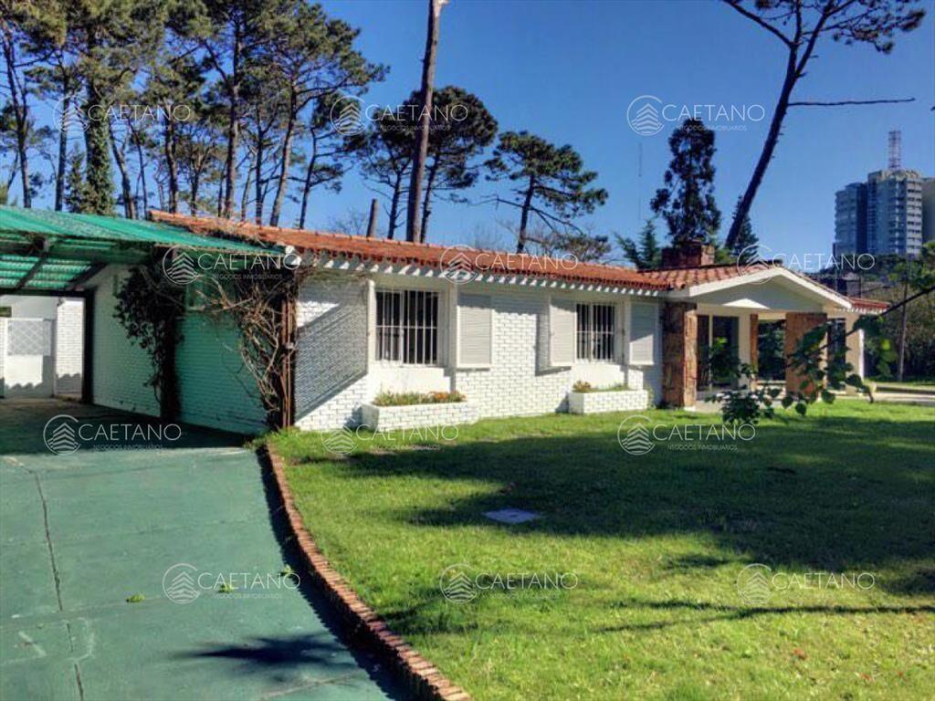 Venta casa 3 dormitorios - Lugano, Punta del Este