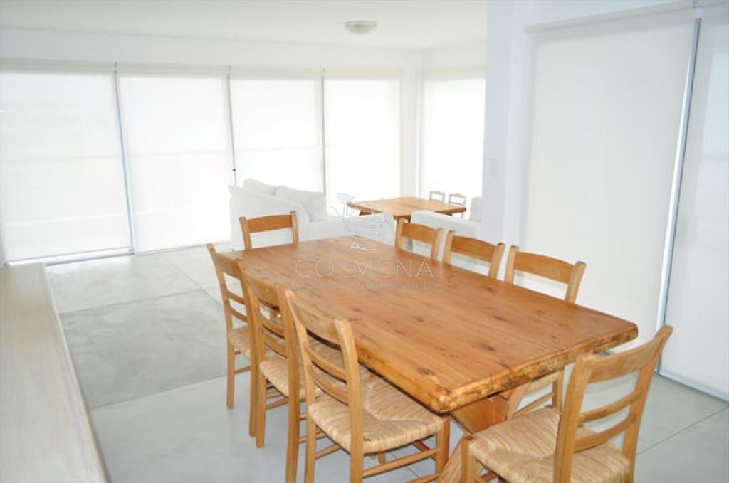Pent house en peninsula con parrillero y vista al