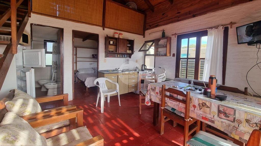 Venta 6 cabañas en Punta del Diablo. Playa del Ribero