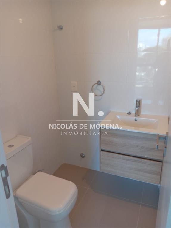 En venta apartamento de 3 dormitorios en con
