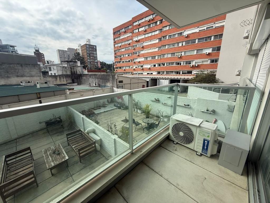 Venta excelente apartamento 1 dormitorio en Rambla Aquari...