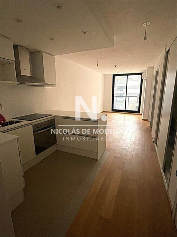 Apartamento de 2 Dormitorios con gg en Pocitos