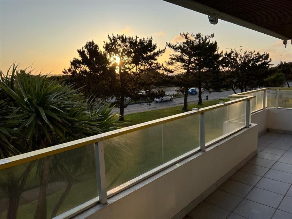 Apartamento  en Mansa.  Frente al mar. Punta del Este