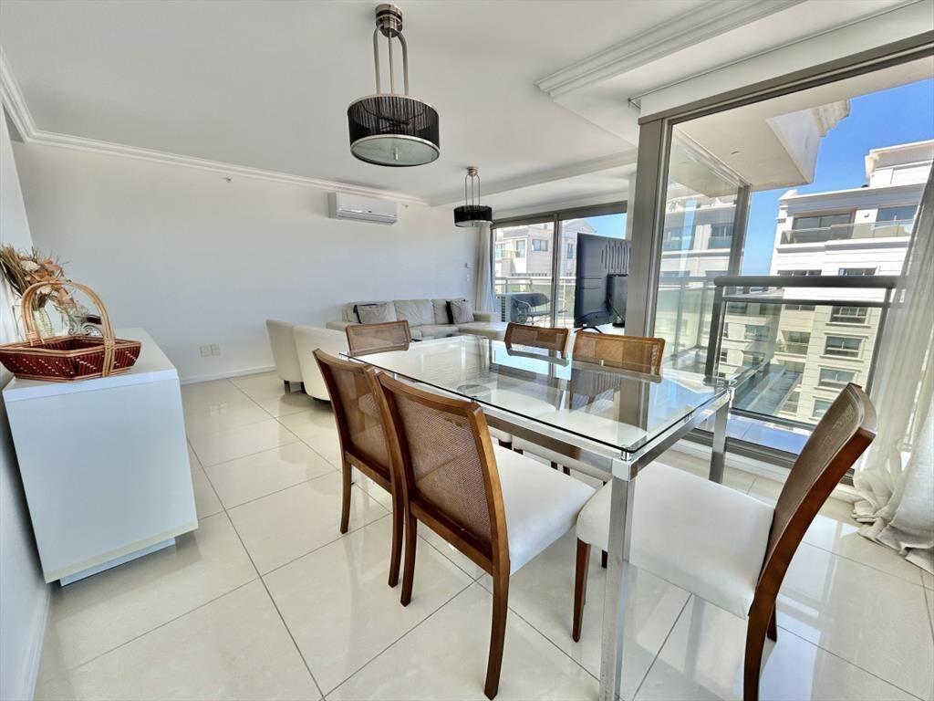 VENTA DE PENTHOUSE DE 2 DORMITORIOS EN EDIFICIO
