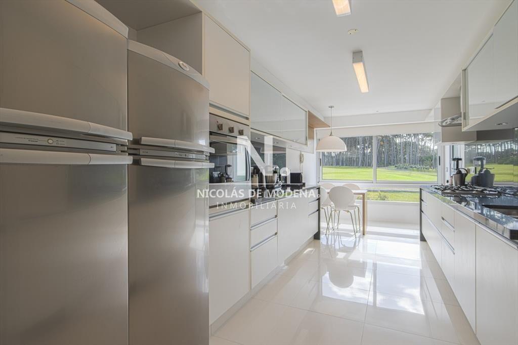 Vende apratamento en Brava Punta del Este de 3 en