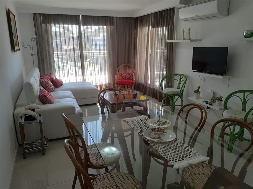 Apartamento de 3 Dormitorios en Alquiler temporal