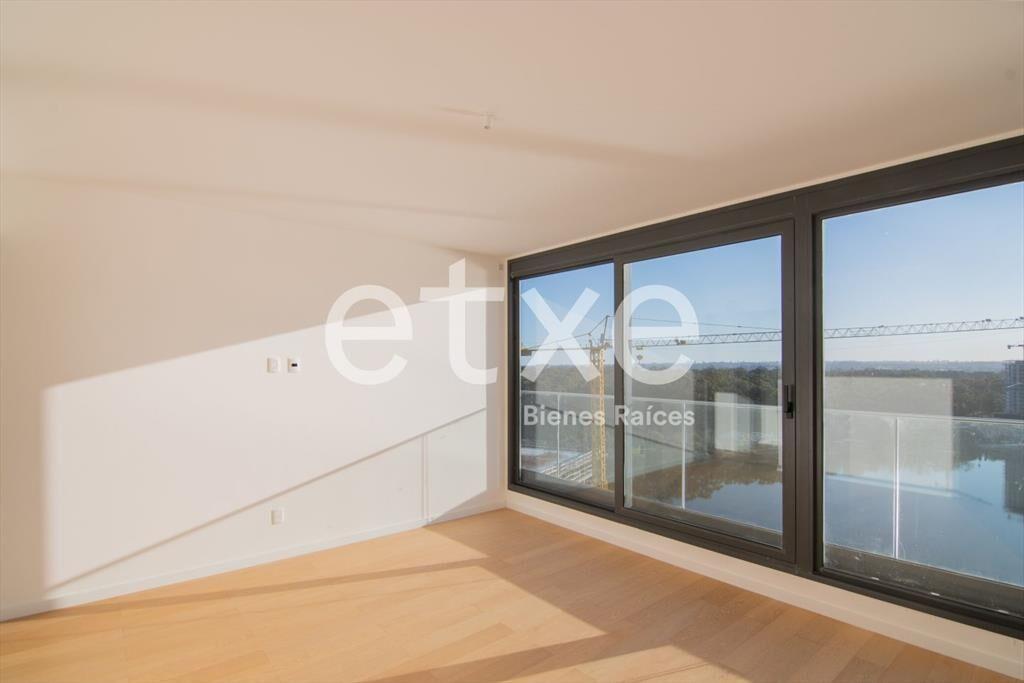 Venta Duplex 4 dormitorios Carrasco Boating Torre 1...