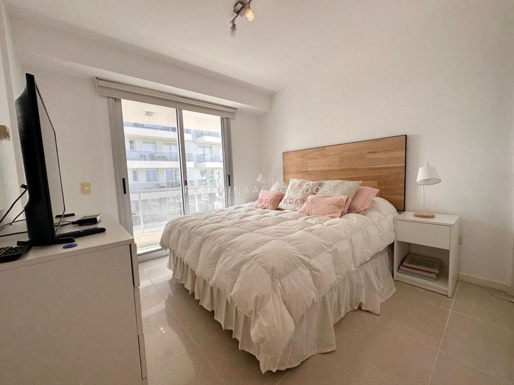 Apartamento en venta 2 dormitorios en edificio