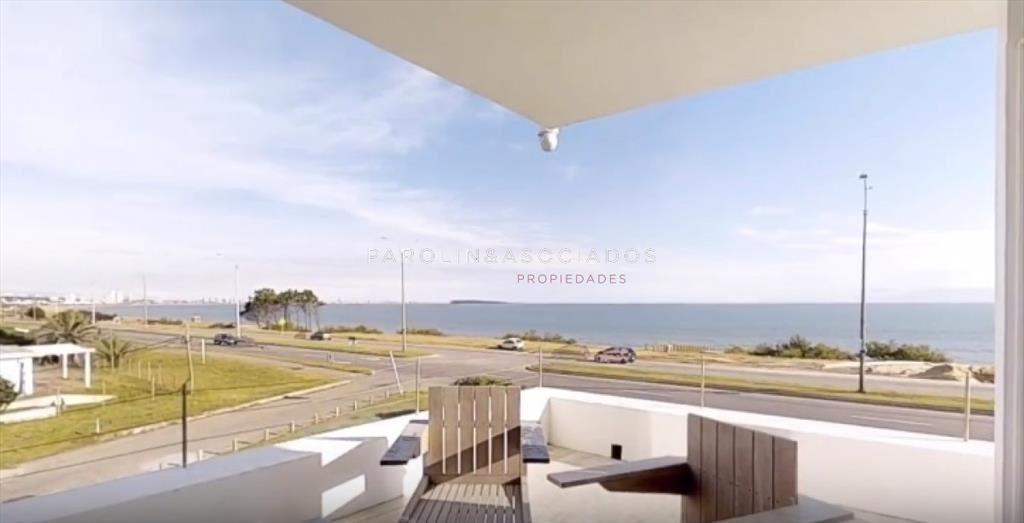 Hermosa casa ubicada en la Zona de Pinares.