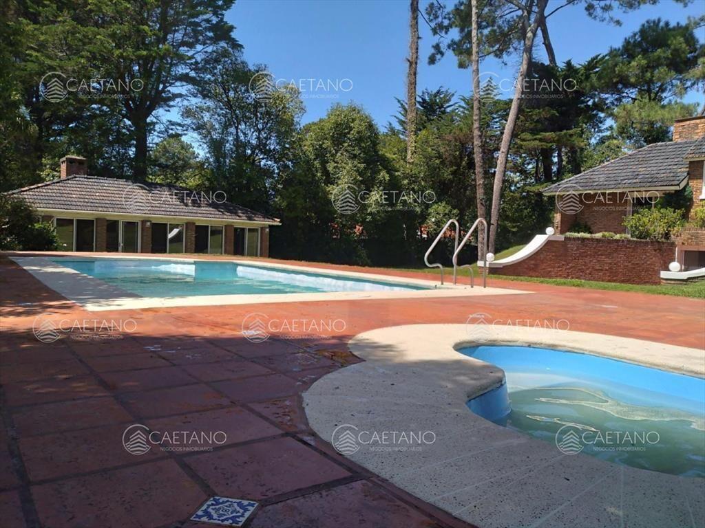 Venta casa 5 dormitorios 4 baÃ±os