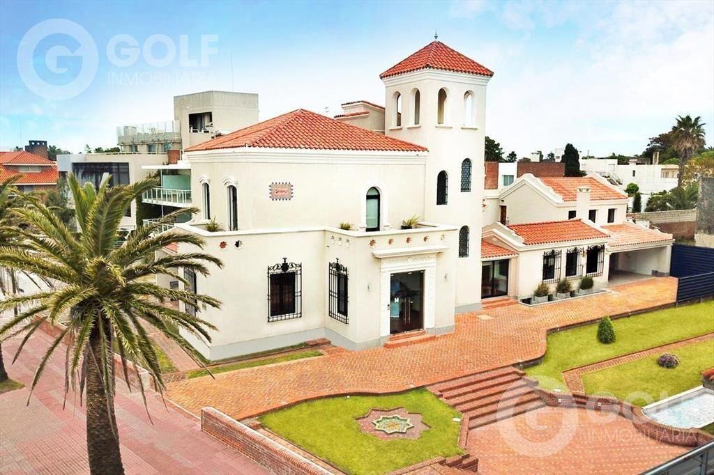 CASONA EN VENTA CARRASCO
