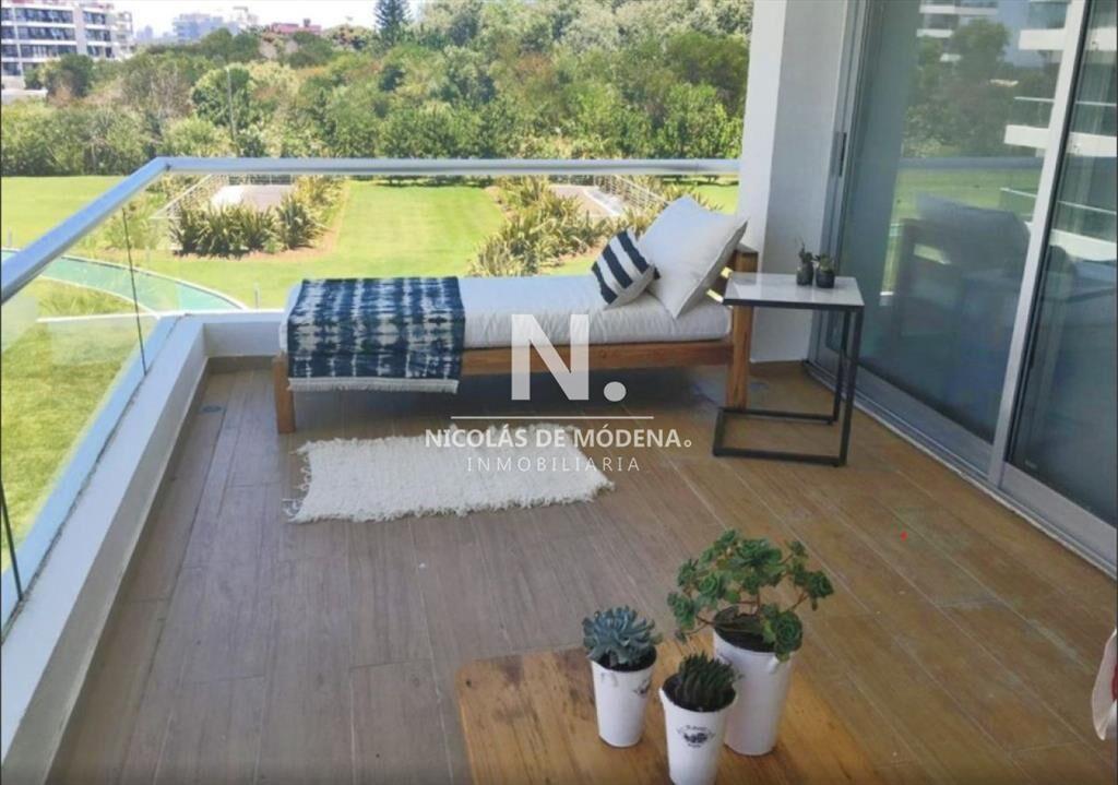 Departamento en venta en el complejo Silente.