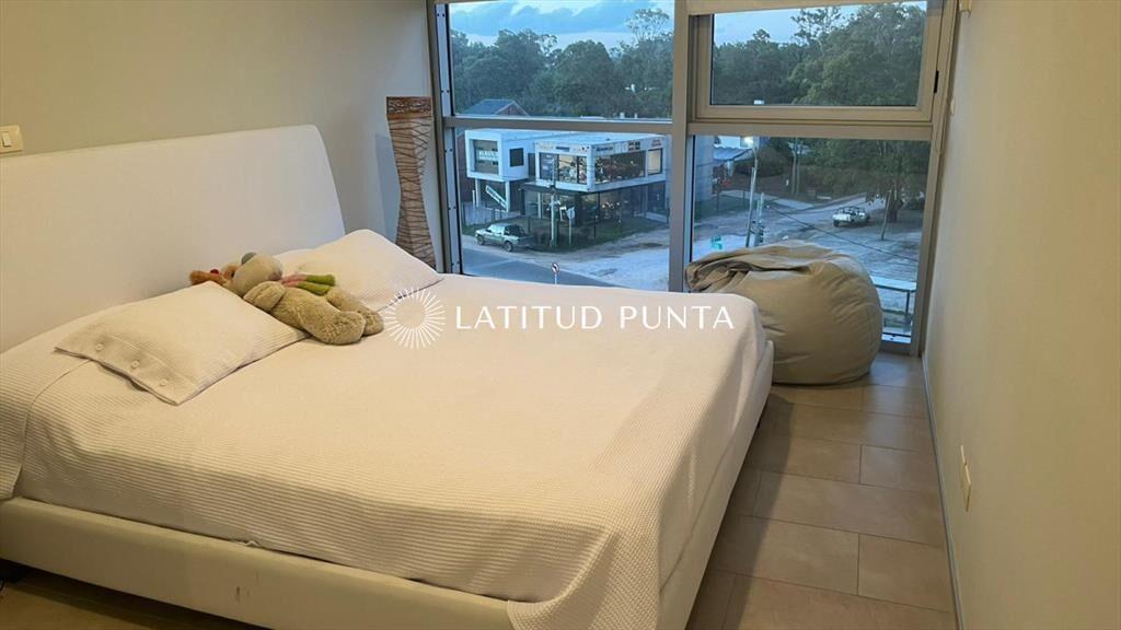 Apartamento en La Barra, 3 suites