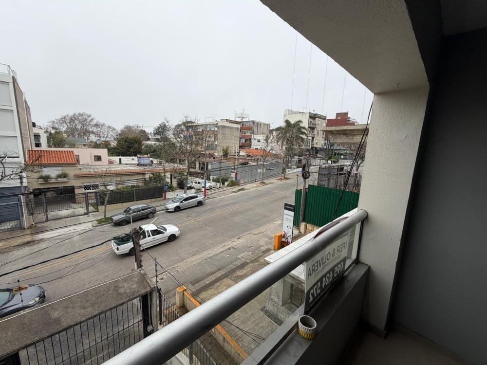 Alquiler apartamento 1 dorm en Malvin, Rivera y C. de Urugua