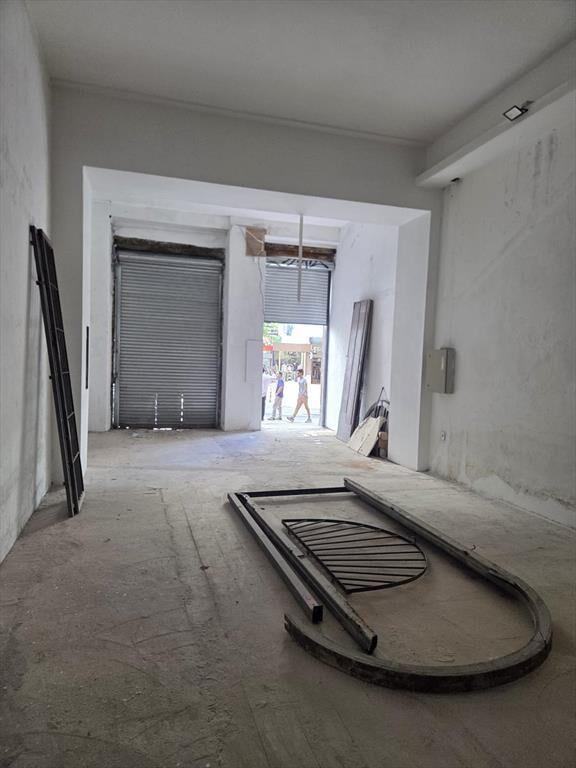 18 de julio y Vazquez, estrena, 440 m2 , 6 mts de frente, d