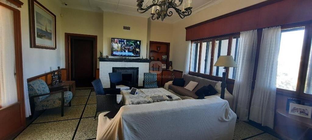 ATLANTIDA - HERMOSO CHALET CON VISTA AL MAR