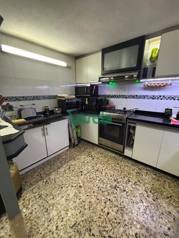 Casa en venta de tres dormitorios en barrio Prado