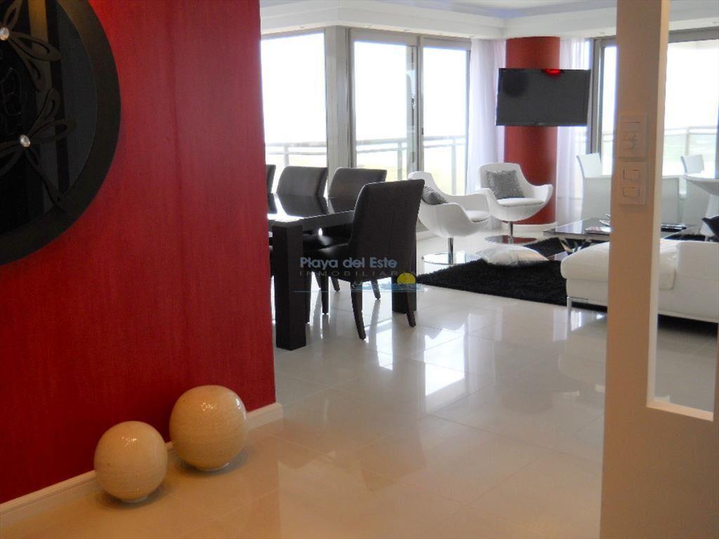 Apartamento de 3 dormitorios en Torre imperiale ,
