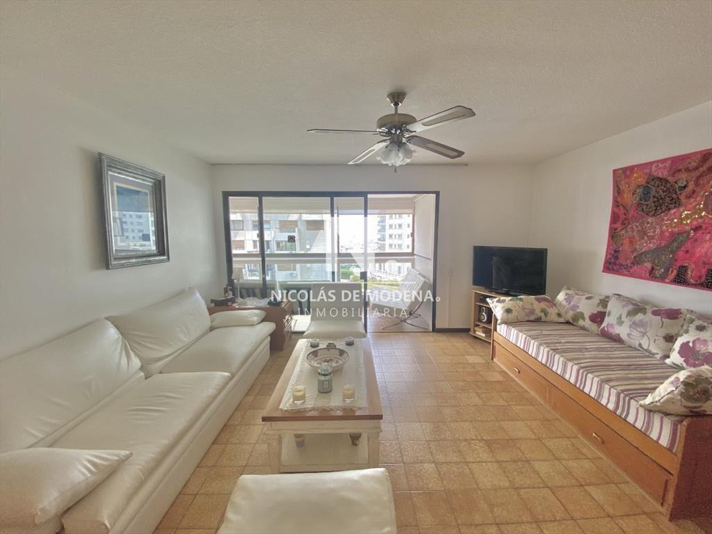 2 dormiorios en venta Edificio Parquemar