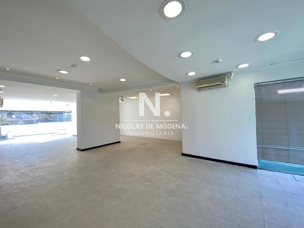 Local comercial sobre Roosevelt