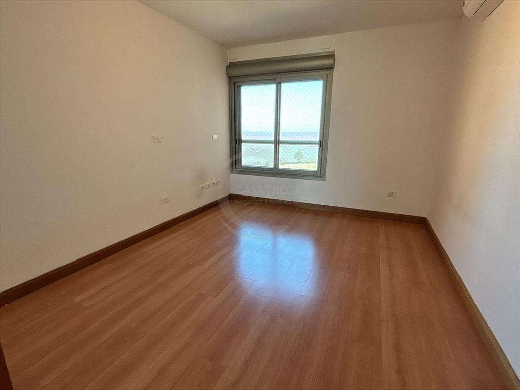 CASATROJA VENTA APARTAMENTO LUJOSO PUERTO DEL BUCEO