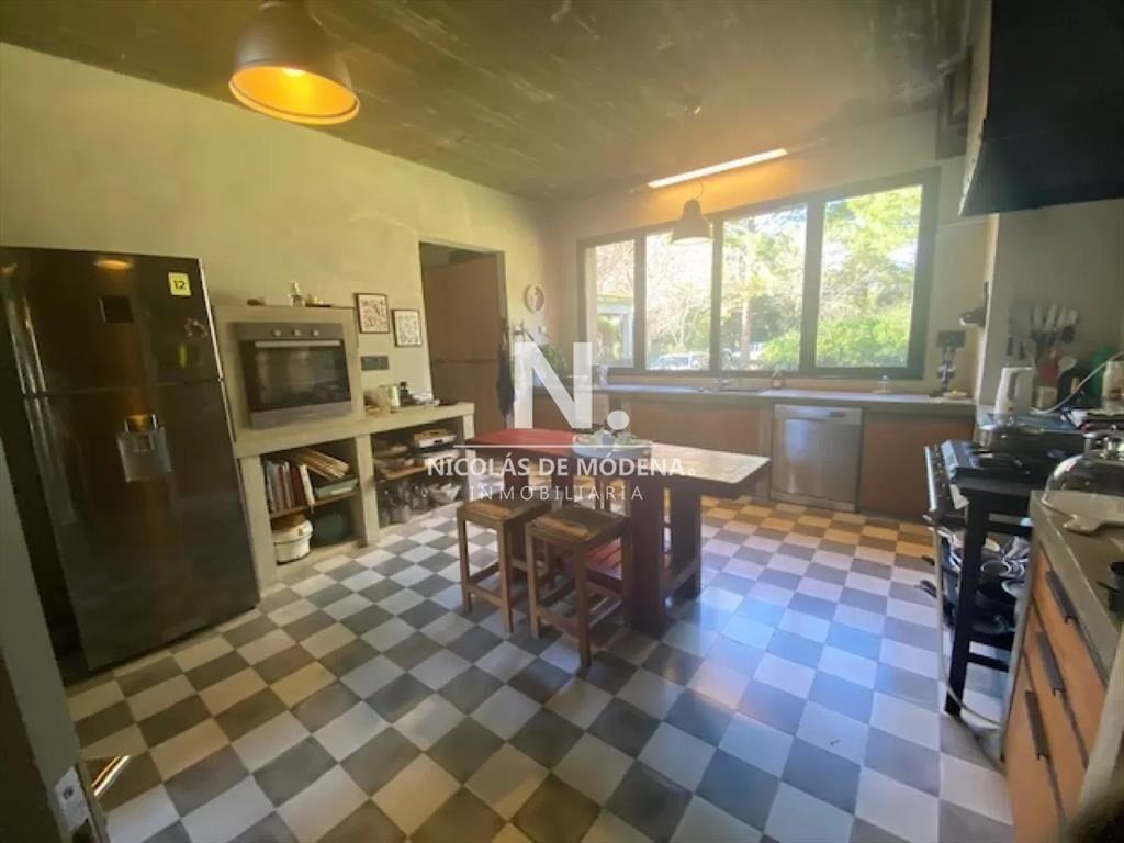 Chacra con 5 dormitorios a la venta en Punta ,
