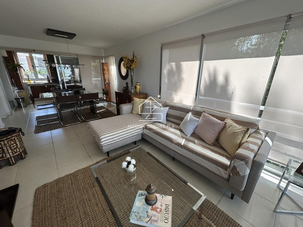 Apartamento de 3 dormitorios zona Mansa
