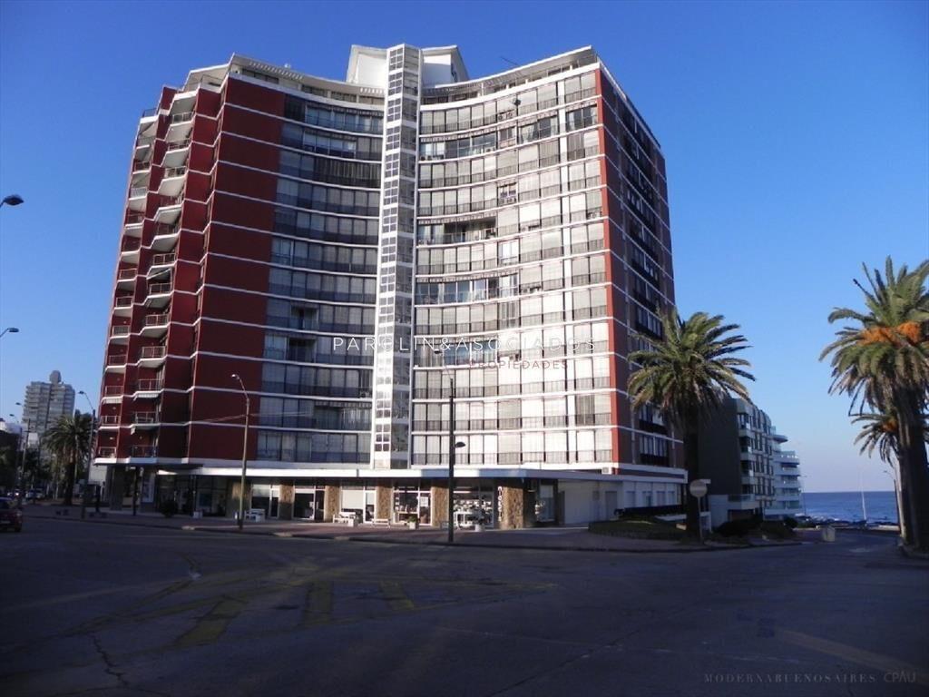 Apartamento en península,zona puerto