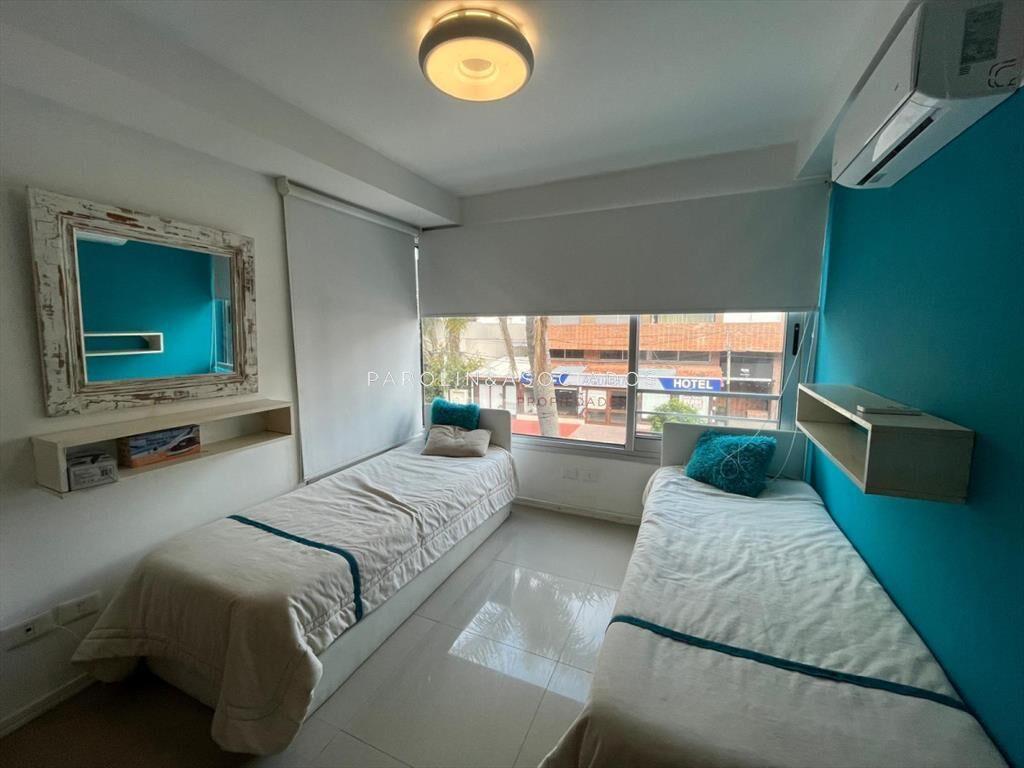 Apartamento en venta de 2 dormitorios en Gala Puerto, Punta
