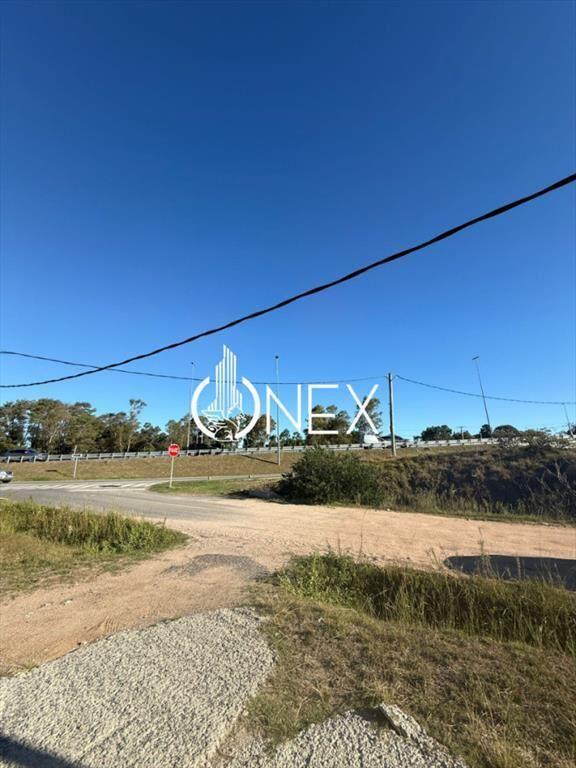 Se alquila Local, en Parque del Plata norte.